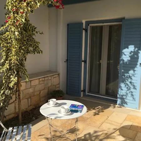 Maisonette By The Beach * Aliki (Paros)